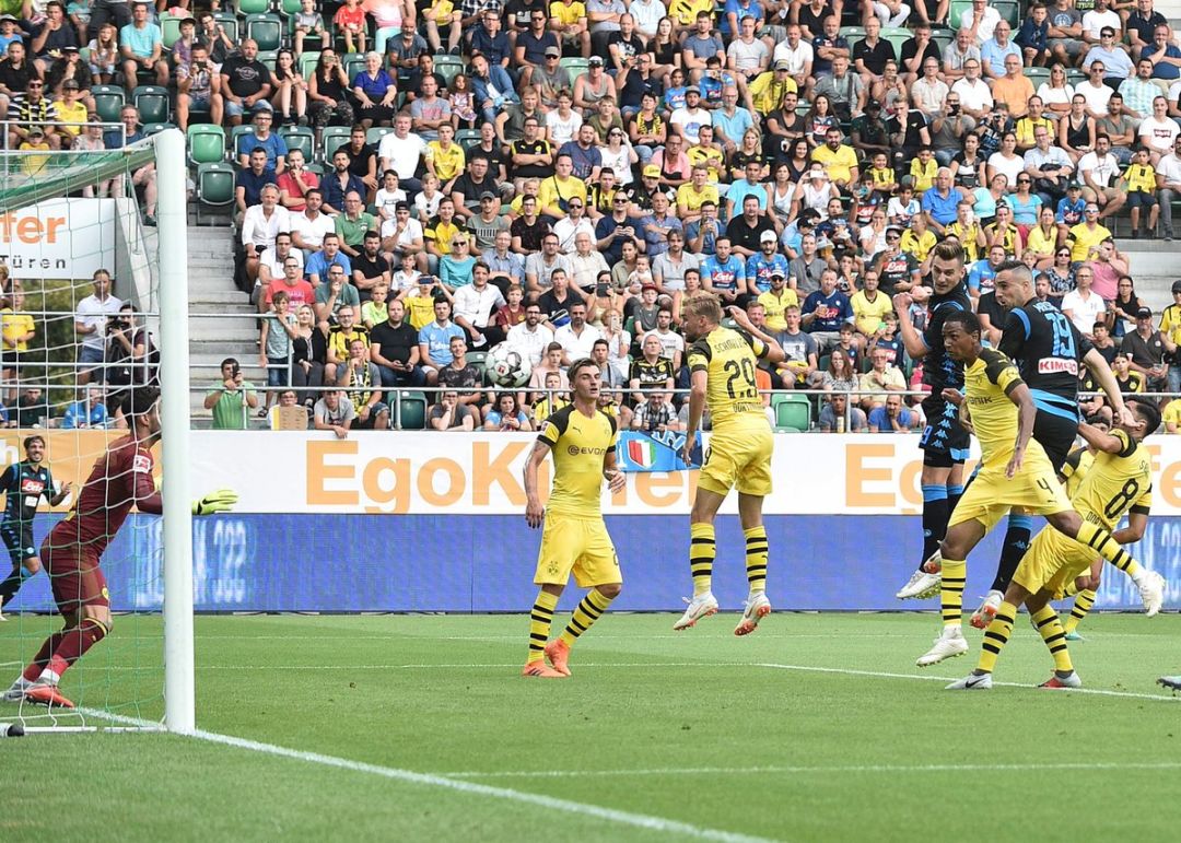 哥伦比亚逆转丹麦,库尔图瓦关键制胜 哥伦比亚逆转丹麦,库尔图瓦关键制胜