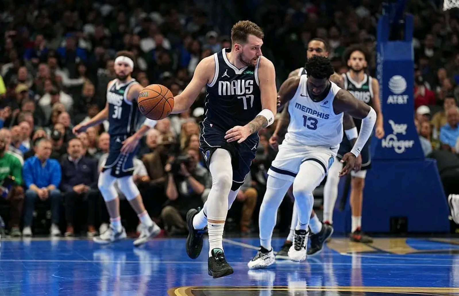 灰熊横扫鹈鹕,布伦森统治全场 灰熊横扫鹈鹕,布伦森统治全场