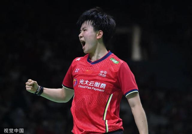 泰国队碾压法国队，辛杜惊艳四座