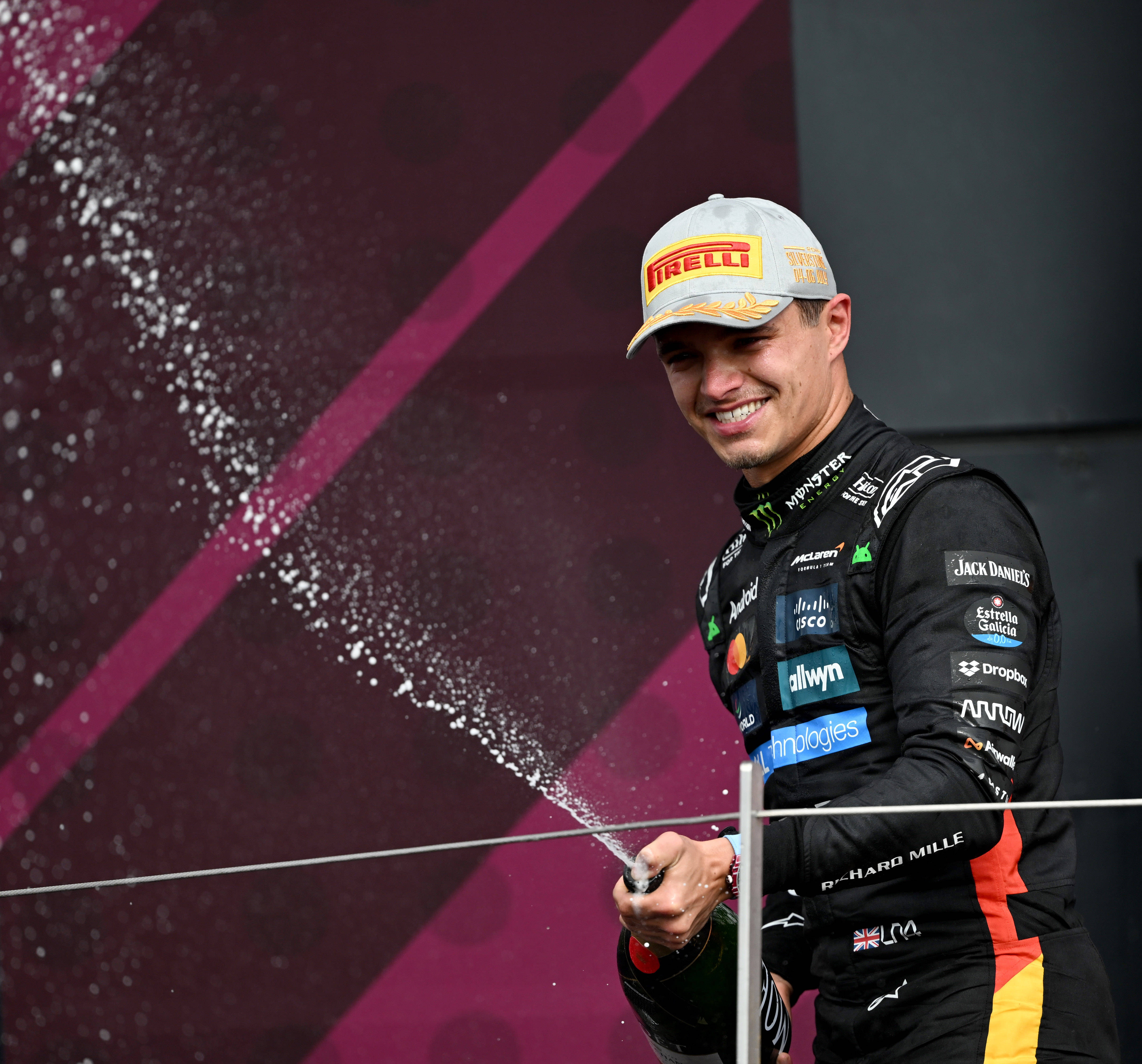 索伯车队绝杀威廉姆斯,皮亚斯特里高光表现 索伯车队绝杀威廉姆斯,皮亚斯特里高光表现