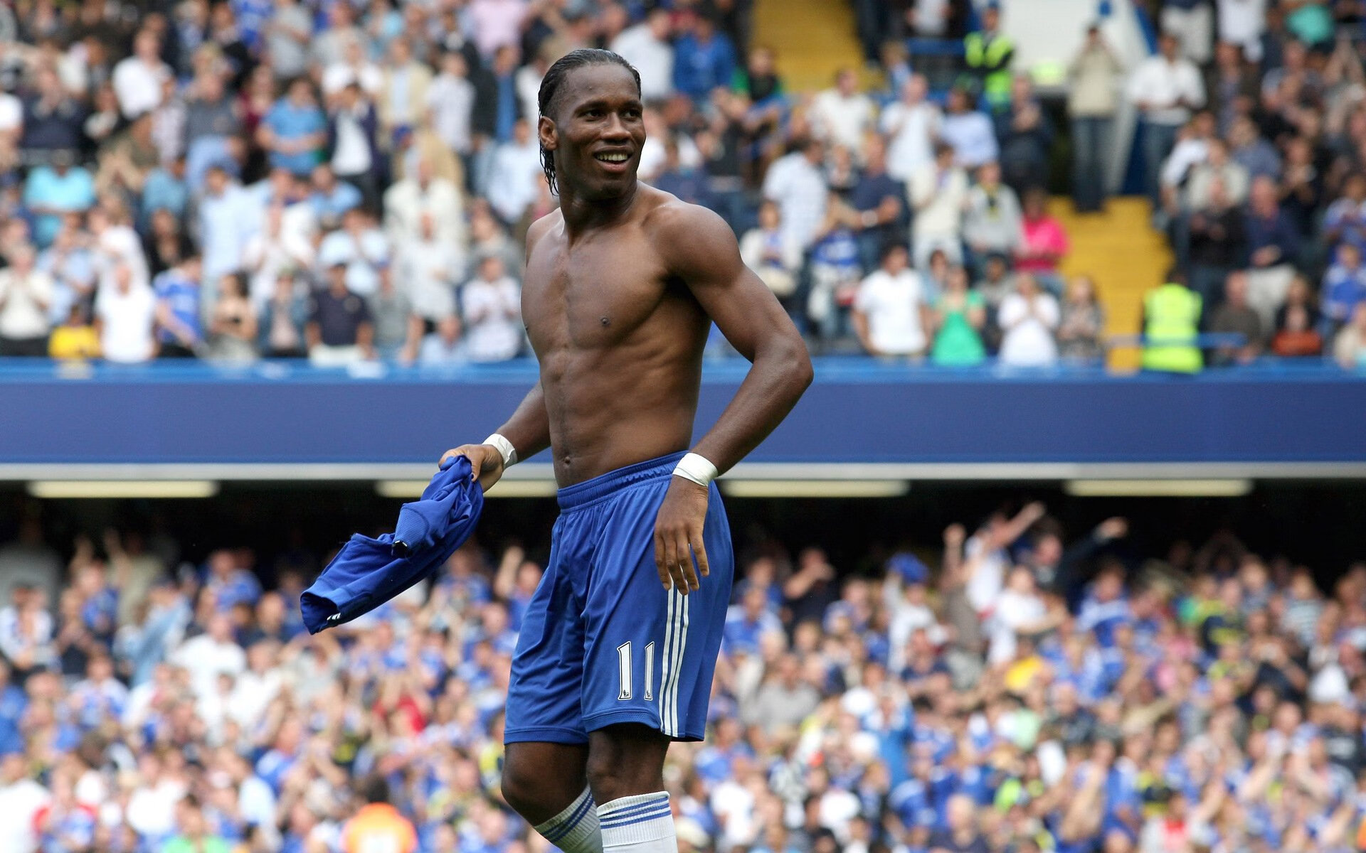 英超争冠焦点战，绿茵场上的全球化寓言与荷兰足球的黄昏沉思