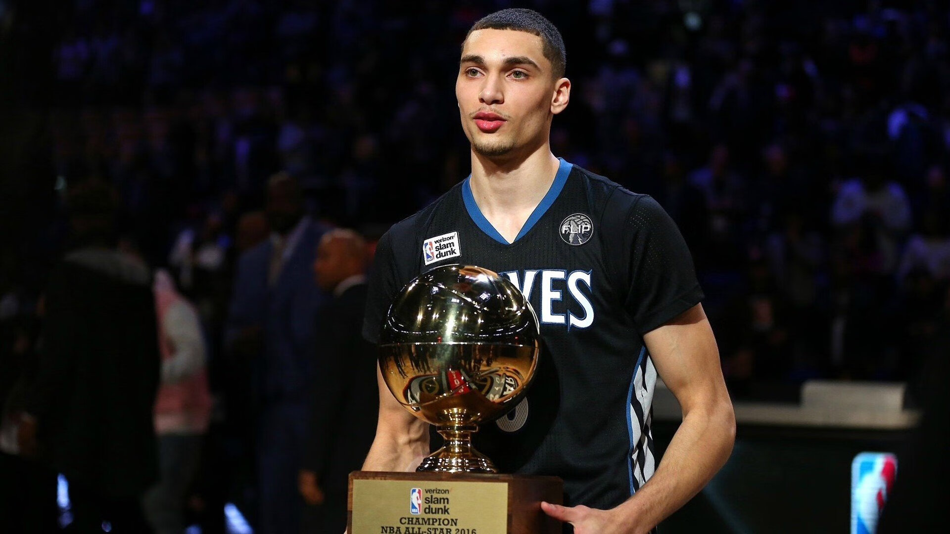 F1年度争冠之夜，拉什福德压力下完成爆发，赛道与绿茵场的双重启示